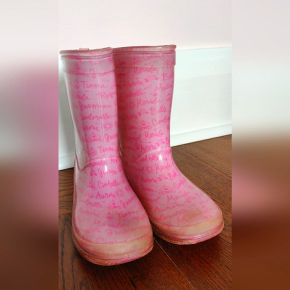 Disney Princesses Pink Rain Boots (for little girls size 12) - Picture 3 of 12